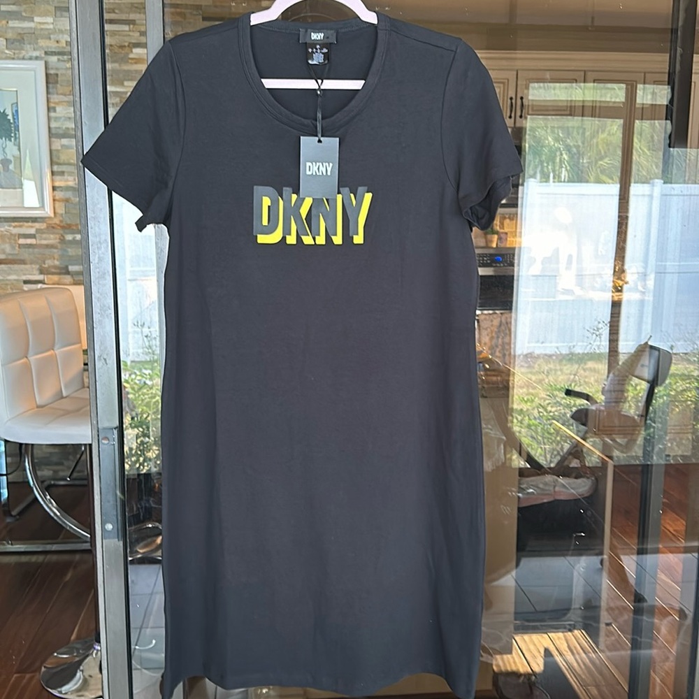DKNY logo ladies summer dress 👗 New 🆕